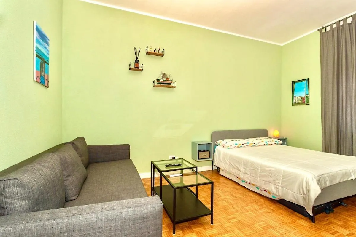 Cozy One-Bedroom Apartment In Milan