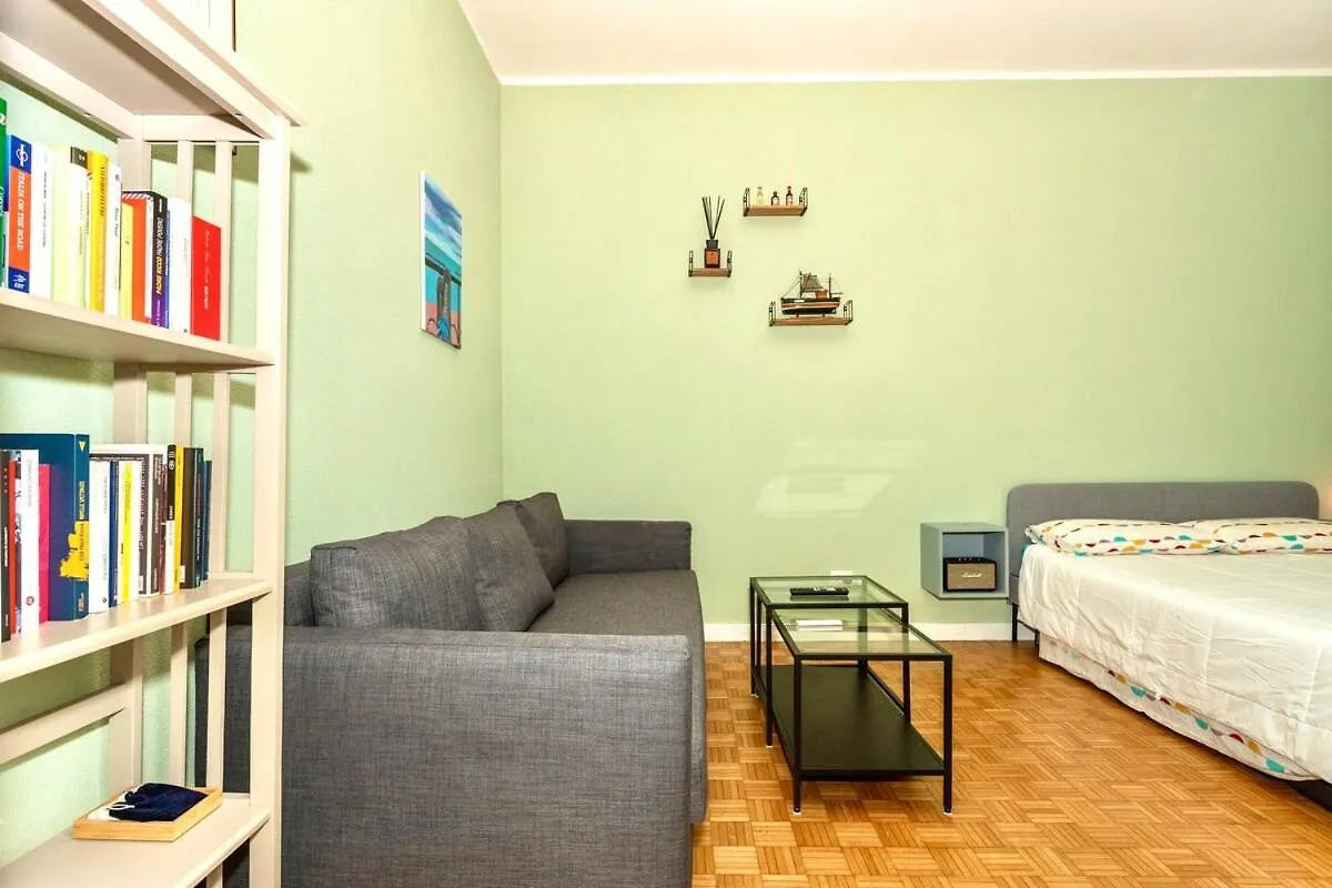 Cozy One-Bedroom Apartment In Milan